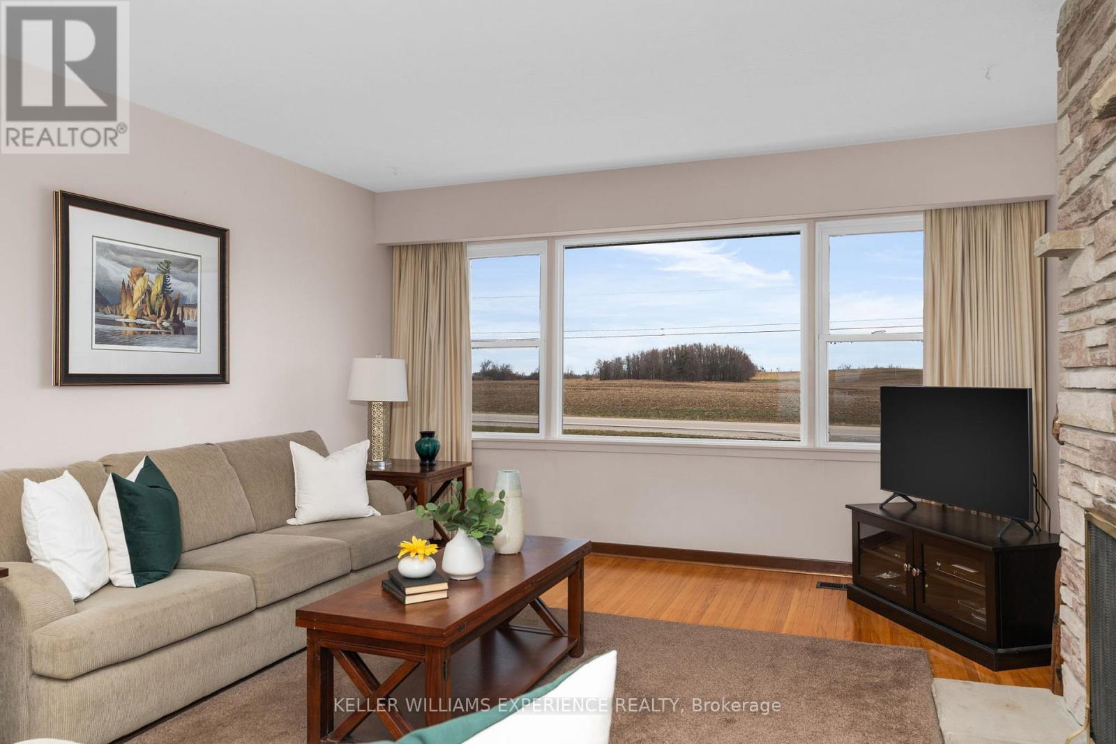 5628 County Rd 27 Road, Innisfil, Ontario  L0L 1L0 - Photo 5 - N12591300