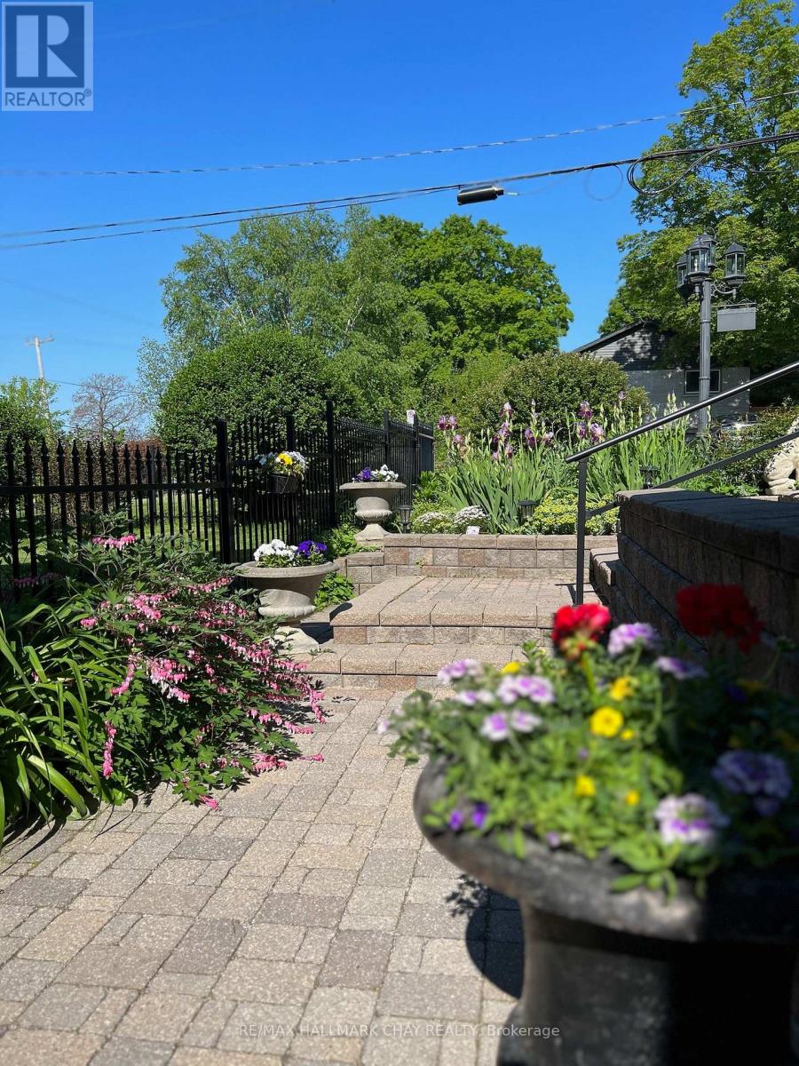 36 Shanty Bay Road, Barrie, Ontario  L4M 1C8 - Photo 36 - S12591310