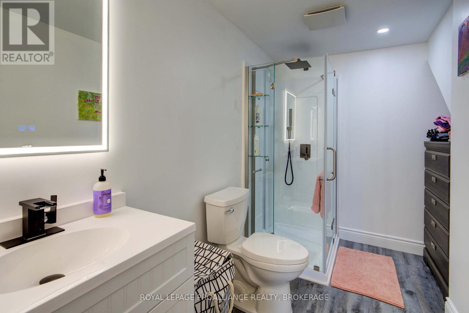 29 Main Street E, Westport, Ontario K0G 1X0 - Photo 21 - X12591536