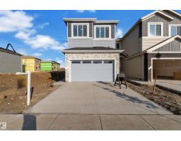 4309 36 ST Triomphe Estates