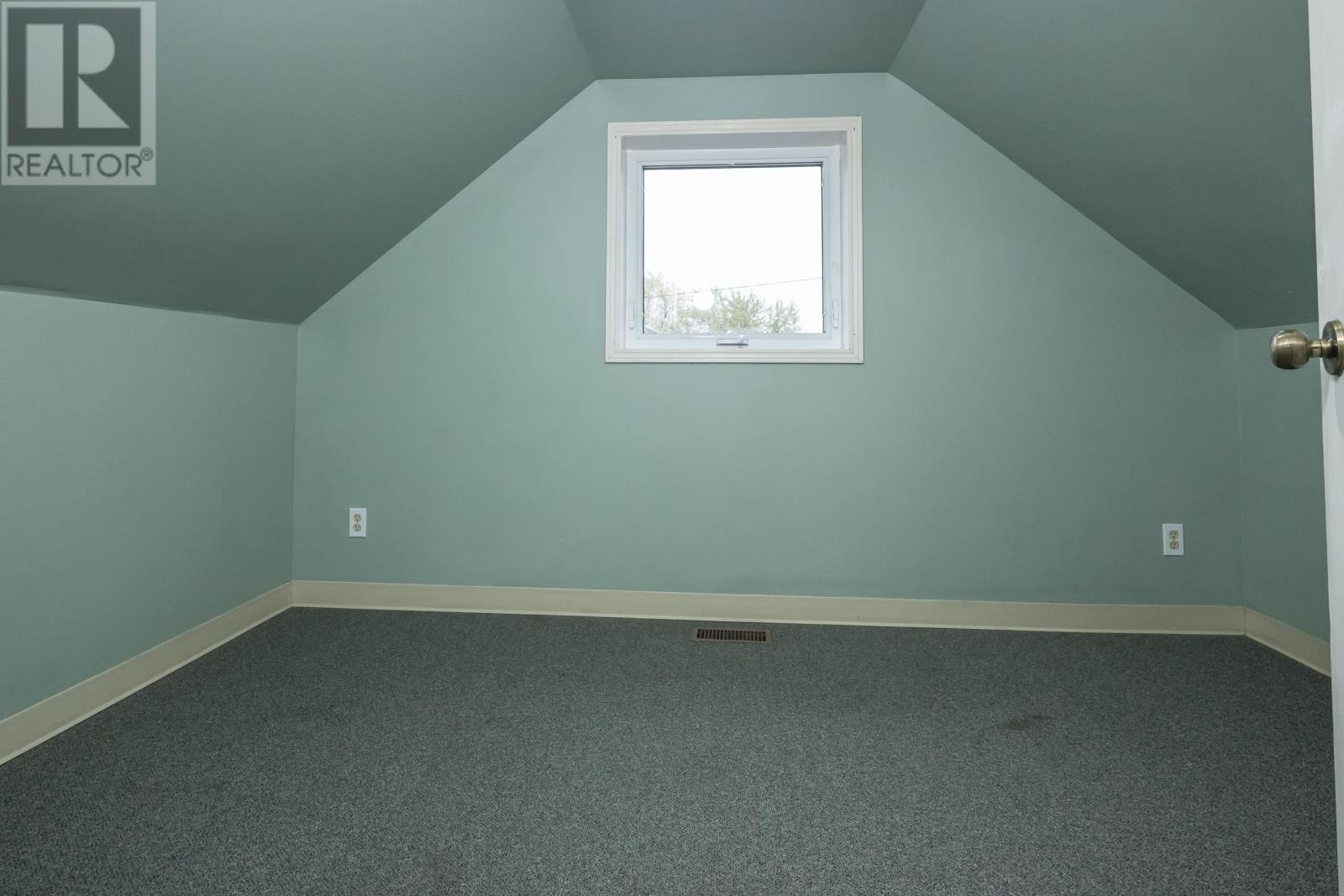 126 Heron St, Thunder Bay, Ontario  P7C 2M3 - Photo 12 - TB253289