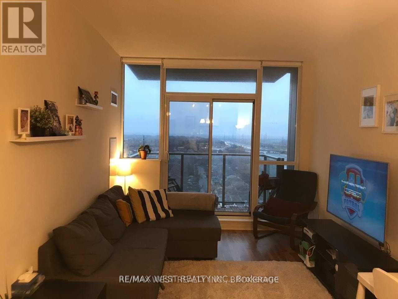 1812 - 339 Rathburn Road W, Mississauga, Ontario  L5B 0K6 - Photo 6 - W12591274