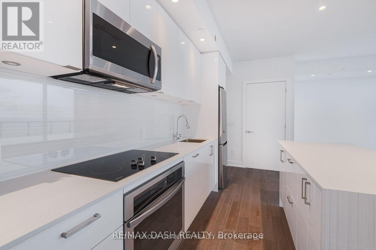 1710w - 1928 Lake Shore Boulevard W, Toronto, Ontario  M6S 0B1 - Photo 6 - W12591286