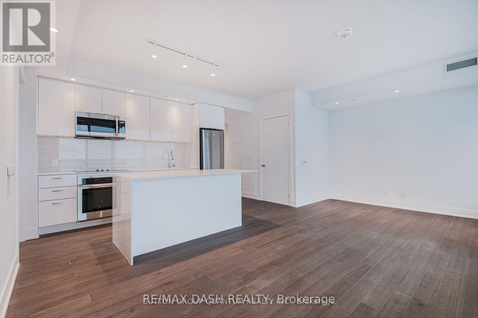 1710w - 1928 Lake Shore Boulevard W, Toronto, Ontario  M6S 0B1 - Photo 9 - W12591286