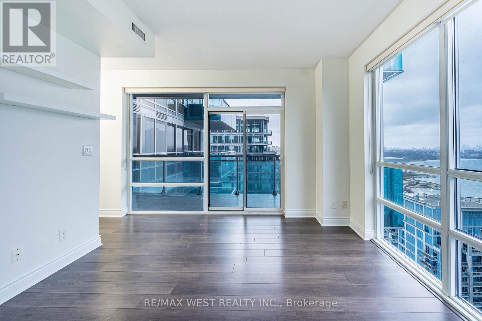 2308 - 16 Brookers Lane, Toronto, Ontario  M8V 0A5 - Photo 10 - W12591308