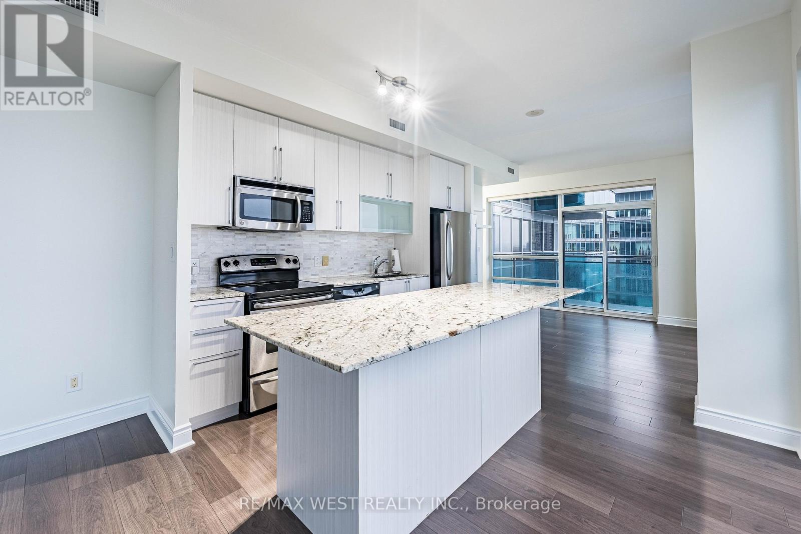 2308 - 16 Brookers Lane, Toronto, Ontario  M8V 0A5 - Photo 13 - W12591308