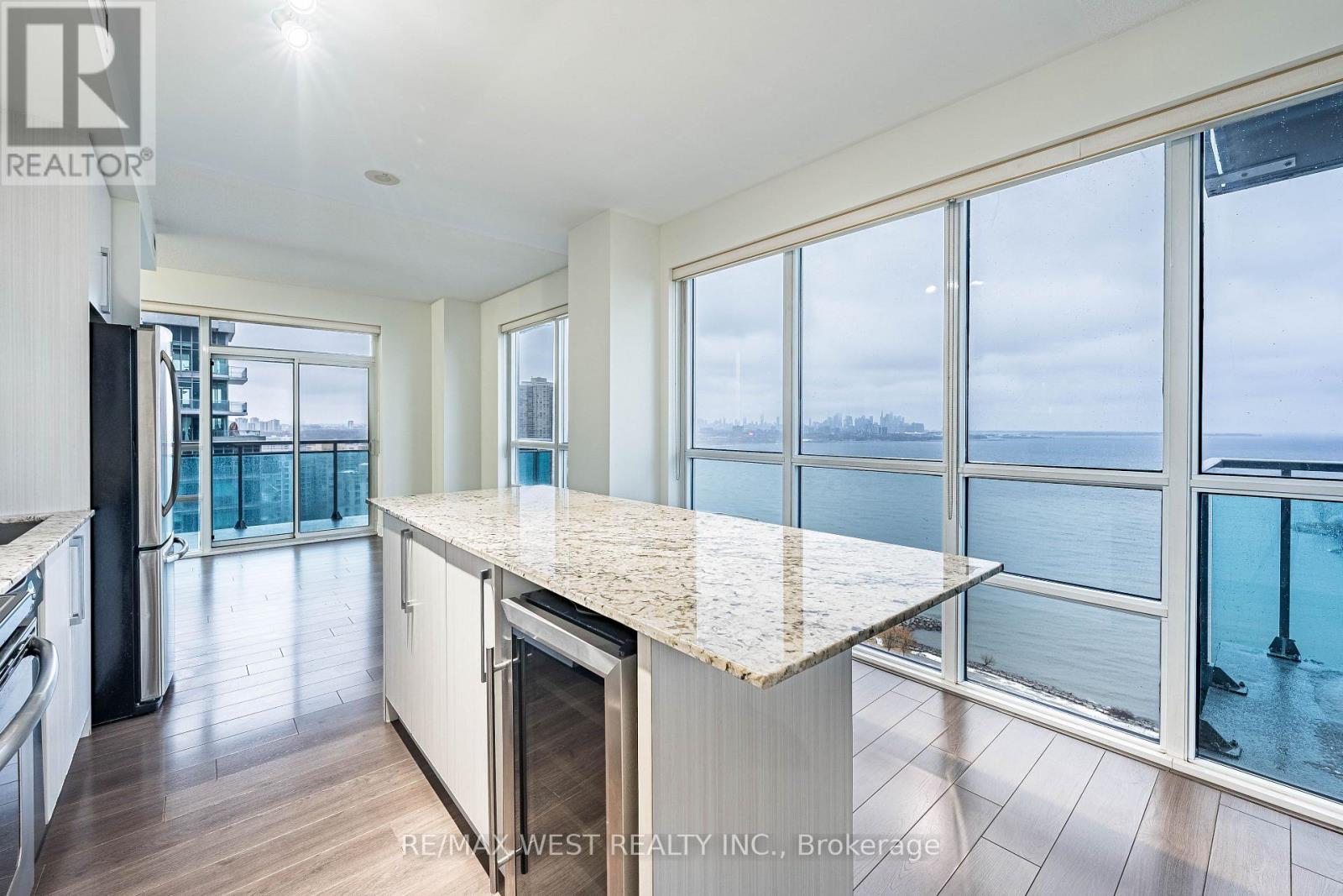 2308 - 16 Brookers Lane, Toronto, Ontario  M8V 0A5 - Photo 14 - W12591308