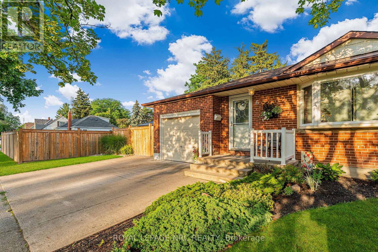 6 MAPLEWOOD DRIVE, St. Catharines, Ontario