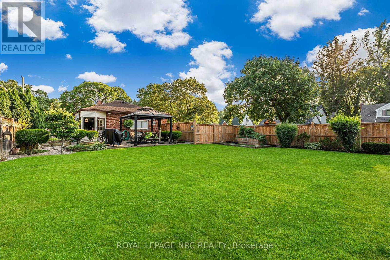 6 Maplewood Drive, St. Catharines, Ontario  L2M 3P1 - Photo 41 - X12591444