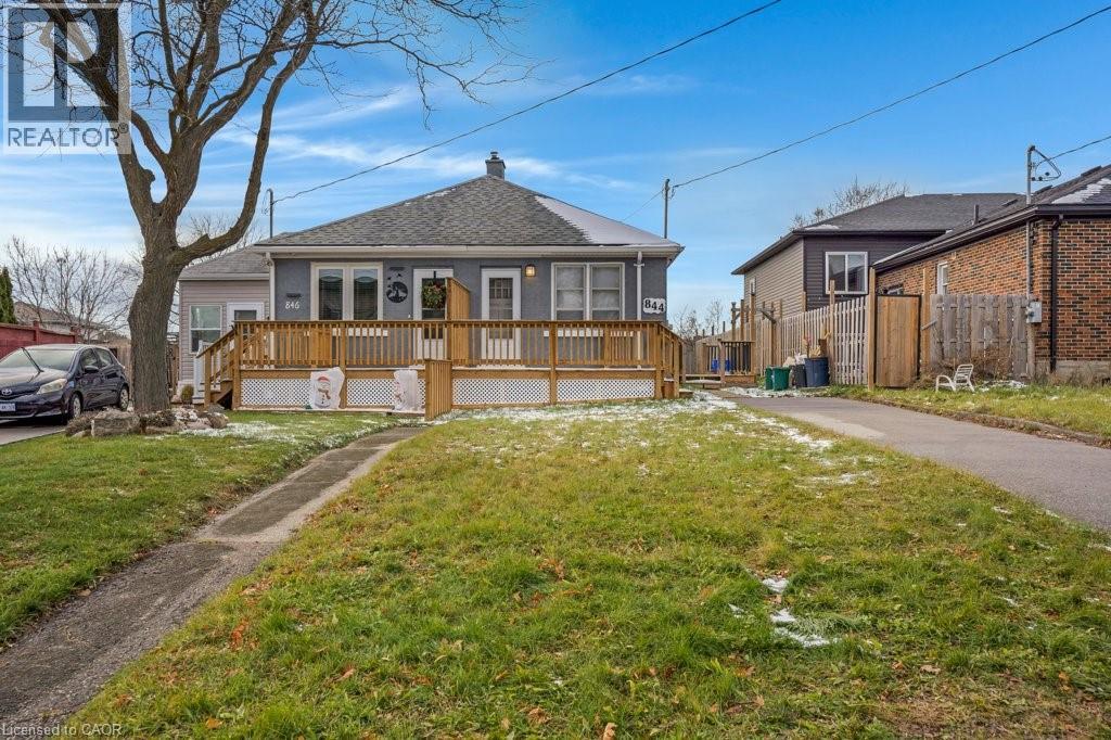 844 S Stirling Avenue S, Kitchener, Ontario  N2M 3K3 - Photo 1 - 40791352