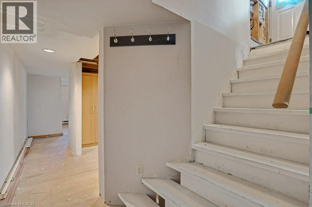 844 S Stirling Avenue S, Kitchener, Ontario  N2M 3K3 - Photo 18 - 40791352