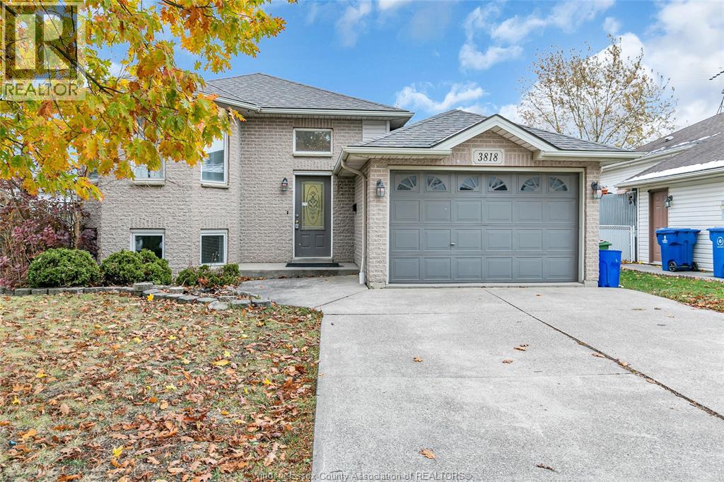 MLS# 25030899: 3818 YELLOWOOD STREET, Windsor, Canada