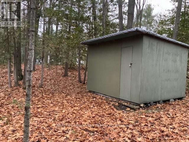 46 Oakwood Avenue Nw, Tiny, Ontario  L9M 0J2 - Photo 5 - S12591418