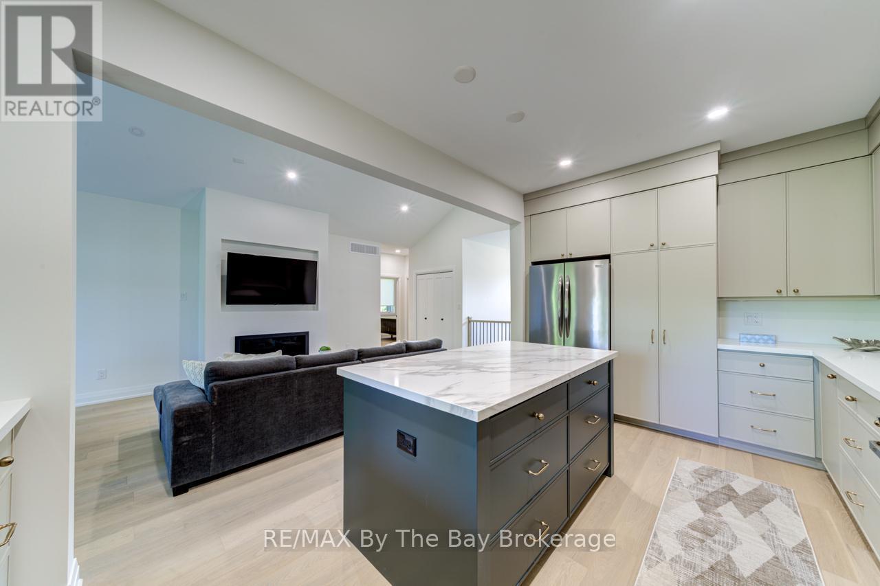 91 Summer View Avenue, Collingwood, Ontario  L9Y 3Z1 - Photo 12 - S12591514