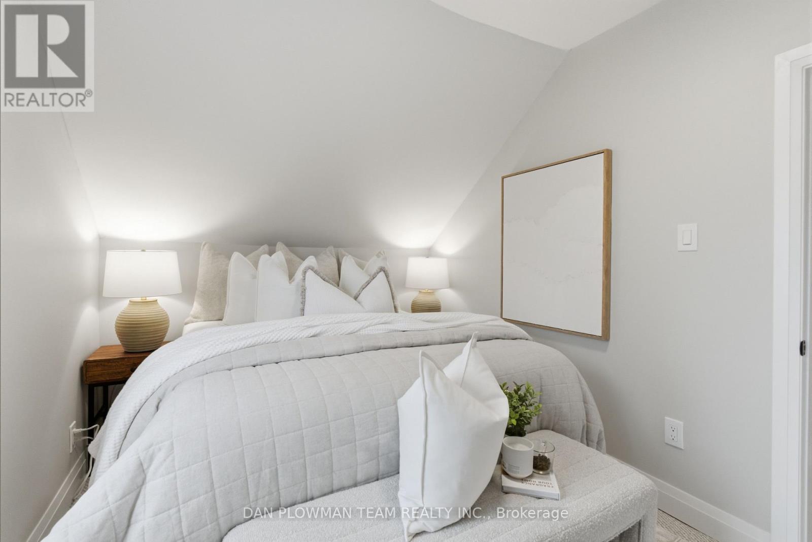 2 Wickett Street, Belleville, Ontario  K8P 3W6 - Photo 31 - X12591250