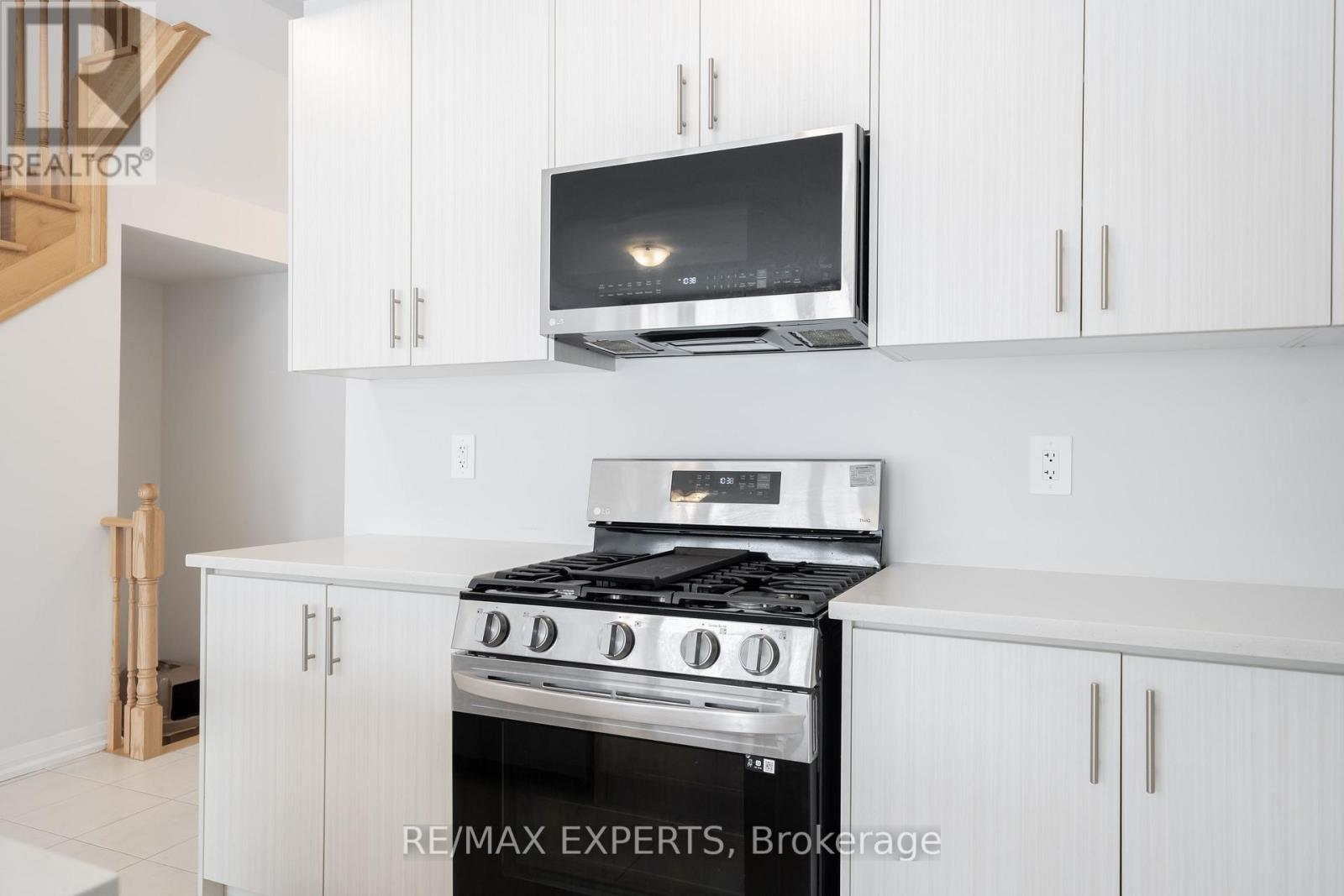 124 Corley Street, Kawartha Lakes, Ontario  K9V 0R4 - Photo 16 - X12591322