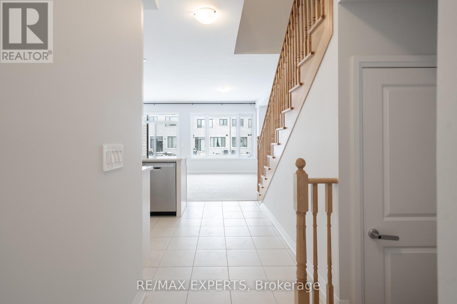 124 Corley Street, Kawartha Lakes, Ontario  K9V 0R4 - Photo 6 - X12591322