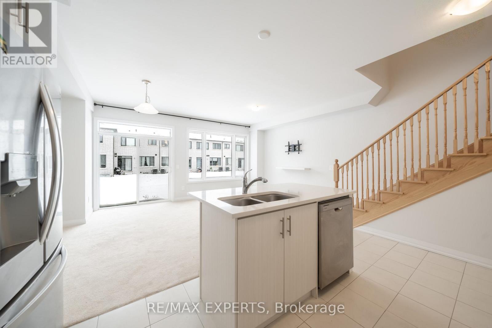 124 Corley Street, Kawartha Lakes, Ontario  K9V 0R4 - Photo 7 - X12591322