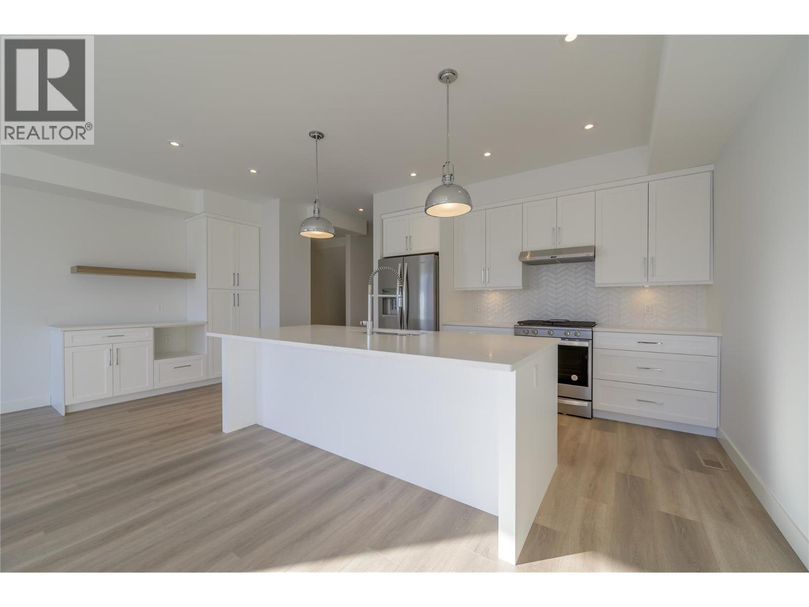 127 RIVER GATE Drive Kamloops Photo 5