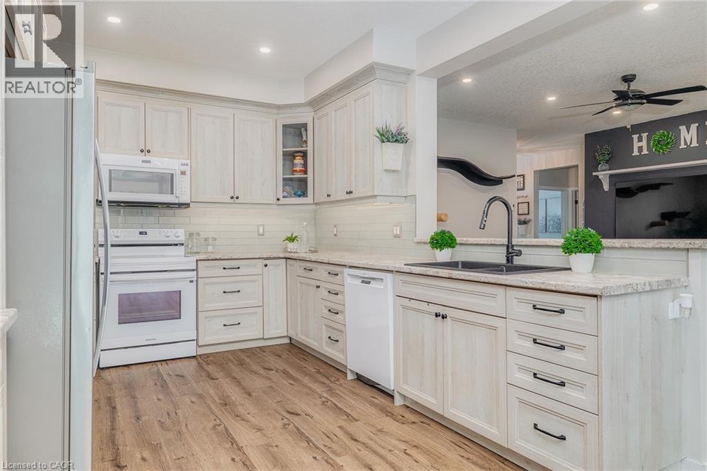 45372 Davies Street, Atwood, Ontario  N0G 1B0 - Photo 12 - 40785353