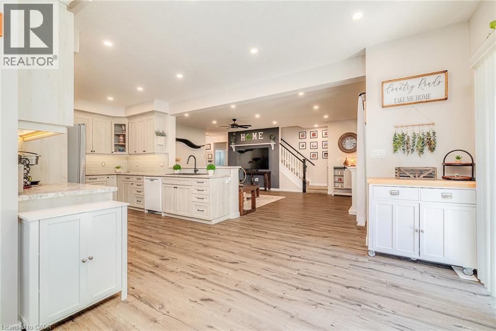 45372 Davies Street, Atwood, Ontario  N0G 1B0 - Photo 14 - 40785353