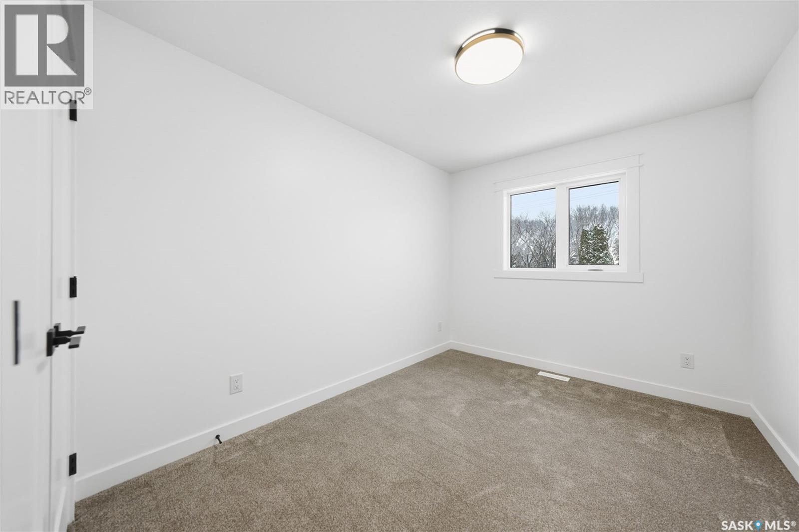 1912 Herman Avenue, Saskatoon, Saskatchewan  S7M 0M8 - Photo 32 - SK024465