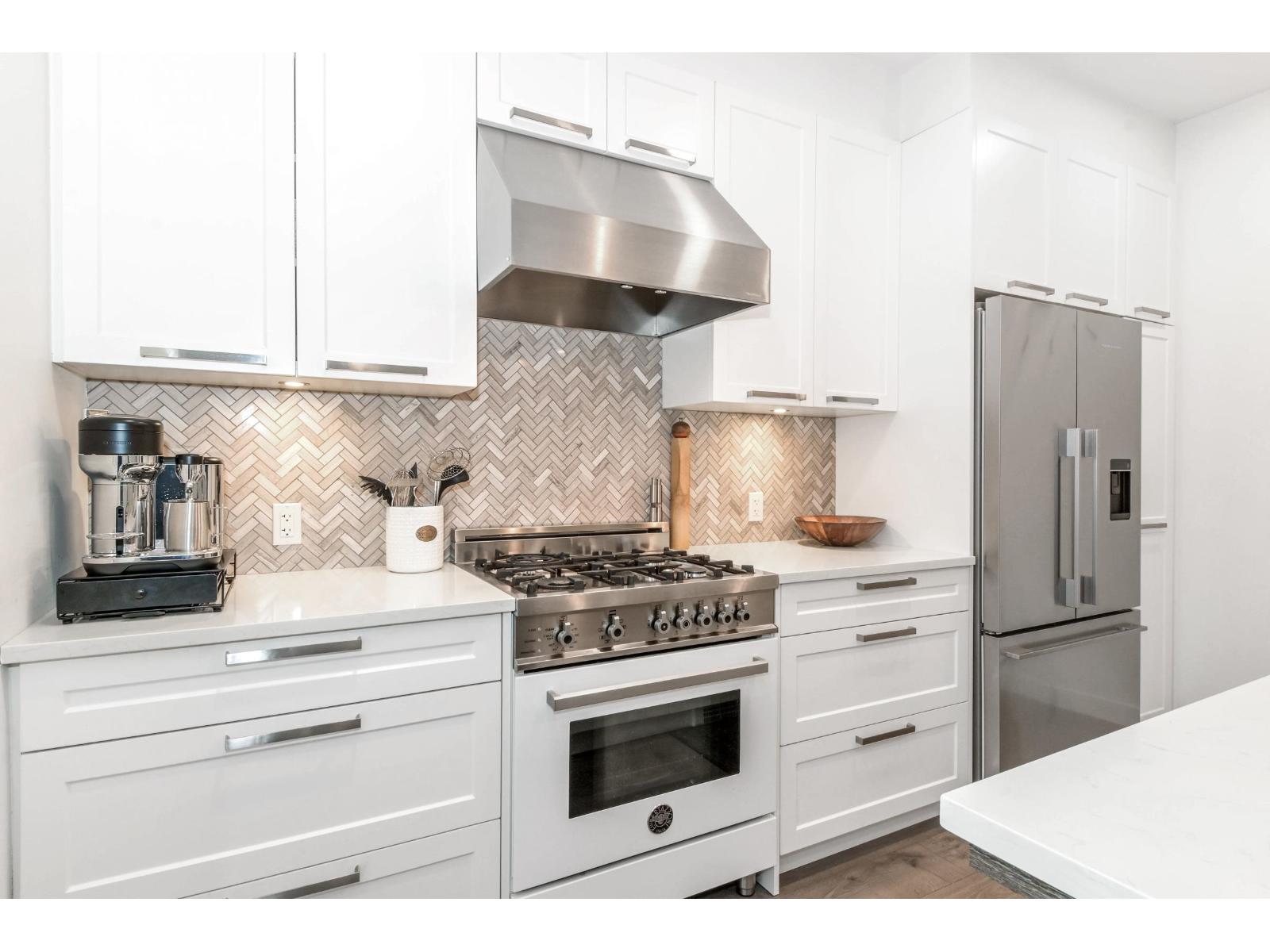 403 33540 Mayfair Avenue, Abbotsford, British Columbia V2S 0J3 - Photo 8 - R3071172