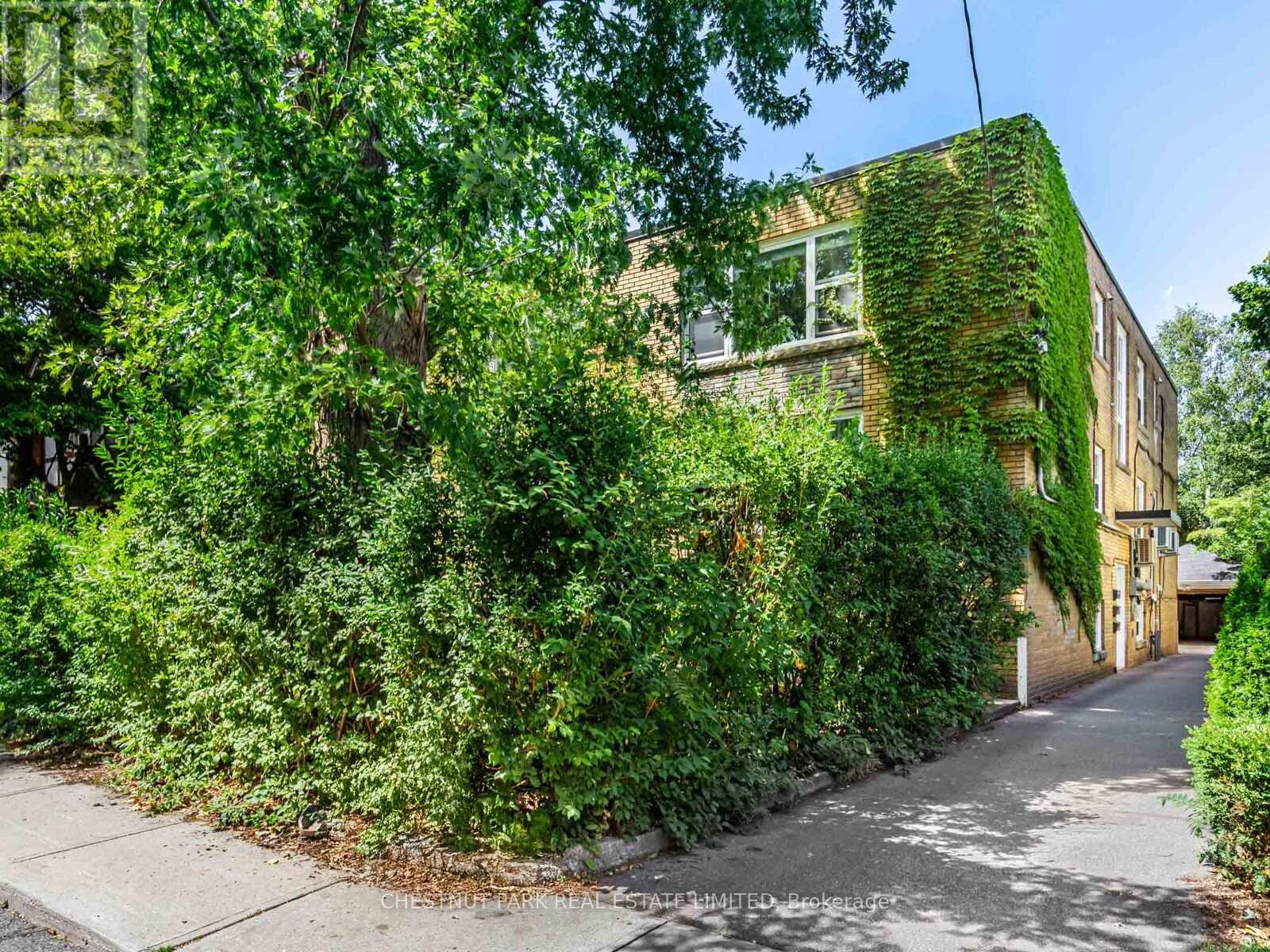 3 - 76 WALMSLEY BOULEVARD, Toronto, Ontario