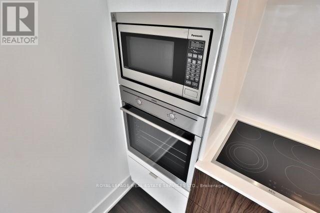 3903 - 10 York Street, Toronto, Ontario  M5J 2Z2 - Photo 11 - C12591368