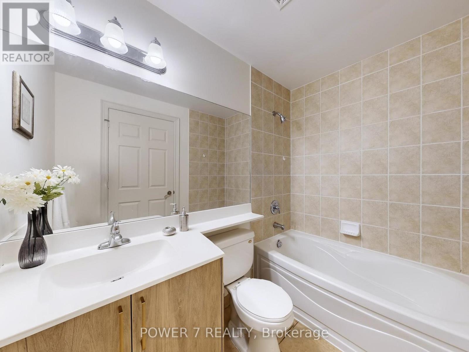 1611 - 15 Greenview Avenue, Toronto, Ontario M2M 4M7 - Photo 14 - C12591404