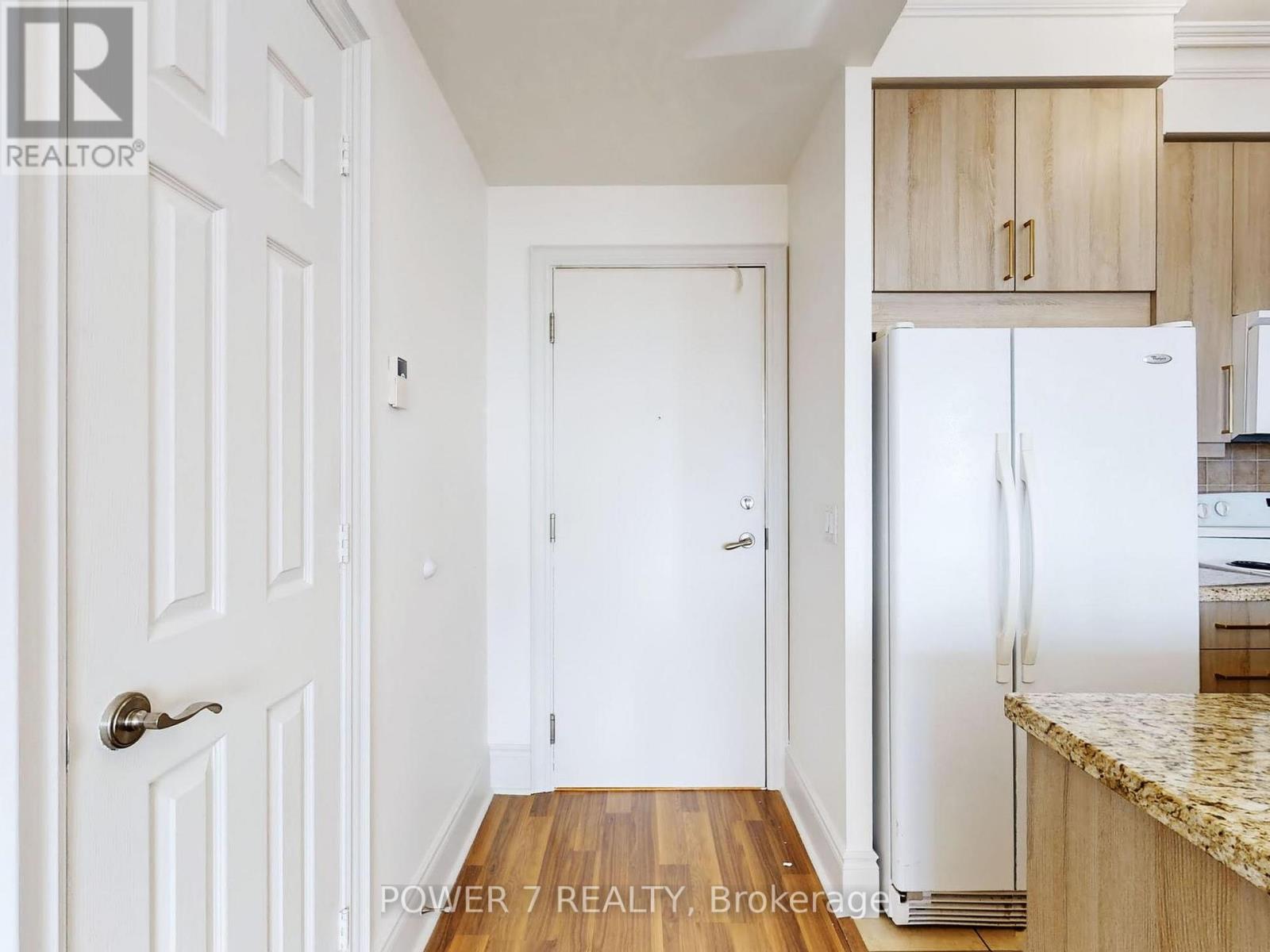 1611 - 15 Greenview Avenue, Toronto, Ontario M2M 4M7 - Photo 16 - C12591404