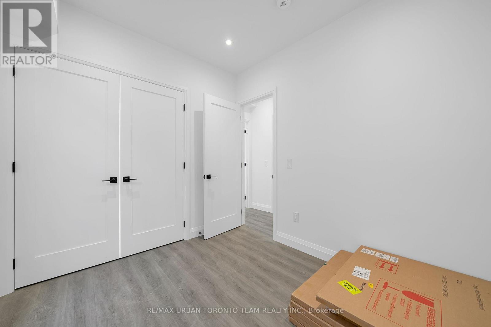 Second - 474 Montrose Avenue, Toronto, Ontario  M6G 3H1 - Photo 9 - C12591486