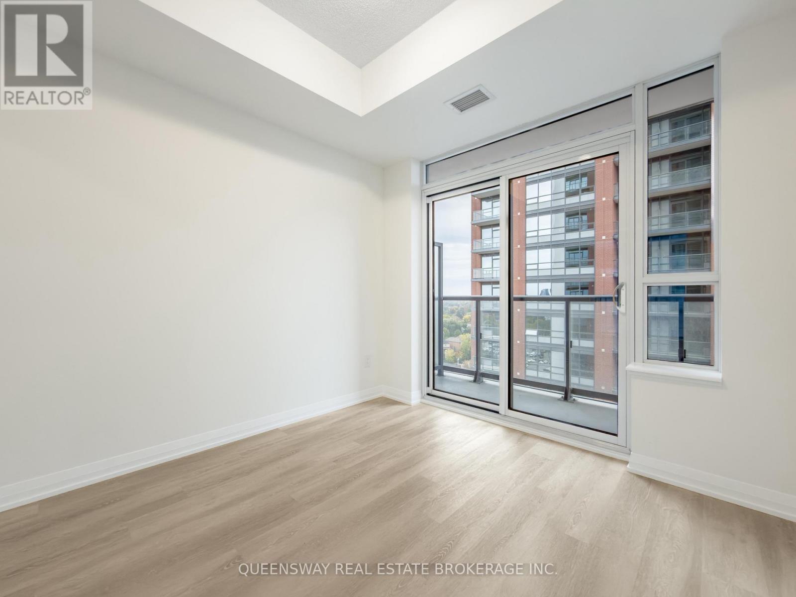 1326 - 3270 Sheppard Avenue E, Toronto, Ontario  M1T 3K3 - Photo 6 - E12591432