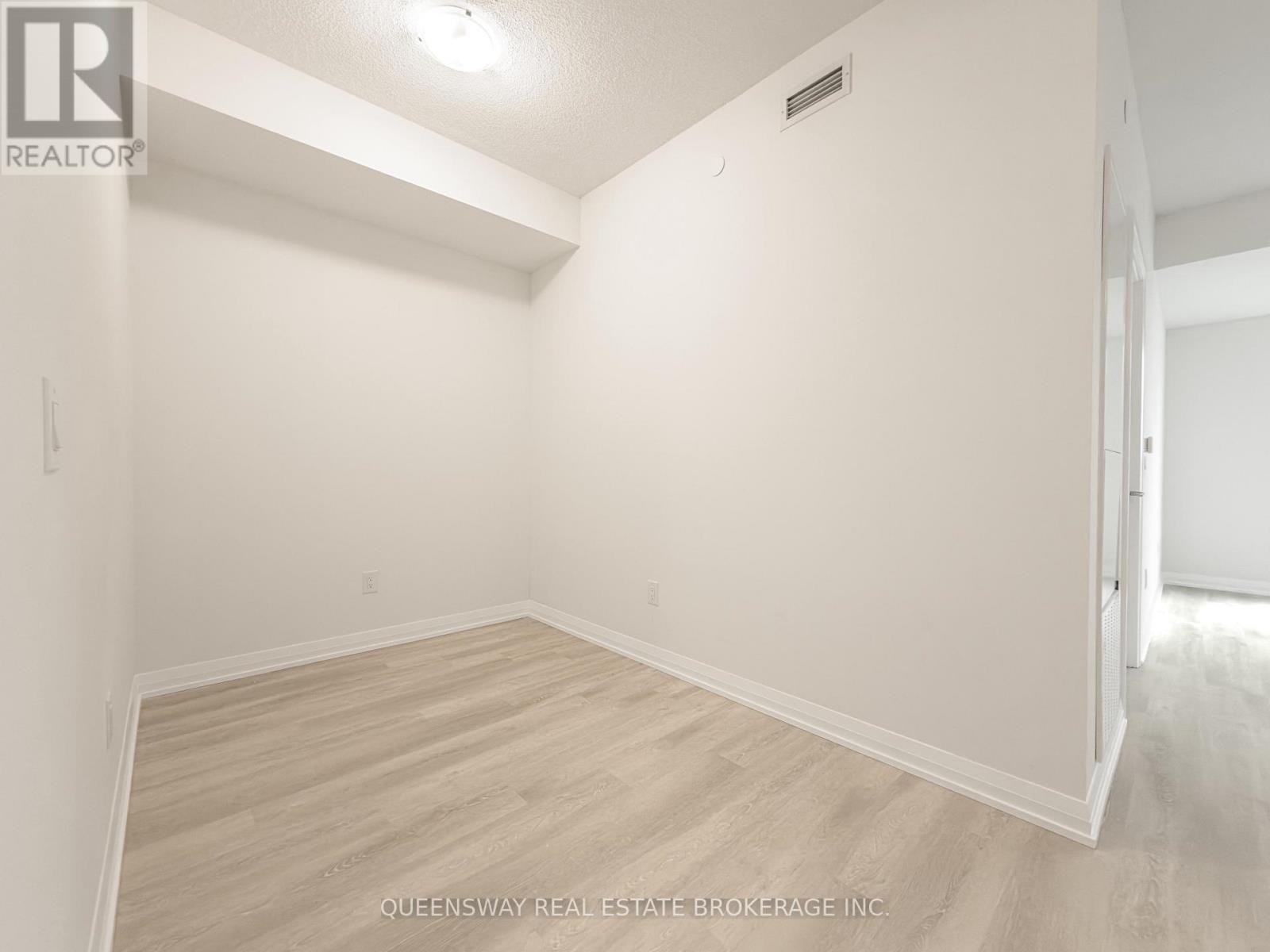 1326 - 3270 Sheppard Avenue E, Toronto, Ontario  M1T 3K3 - Photo 8 - E12591432