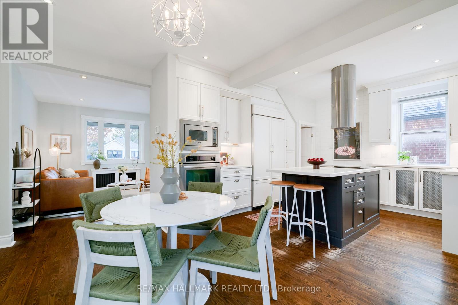 22 Sharpe Street, Toronto, Ontario  M1N 3T6 - Photo 7 - E12591532