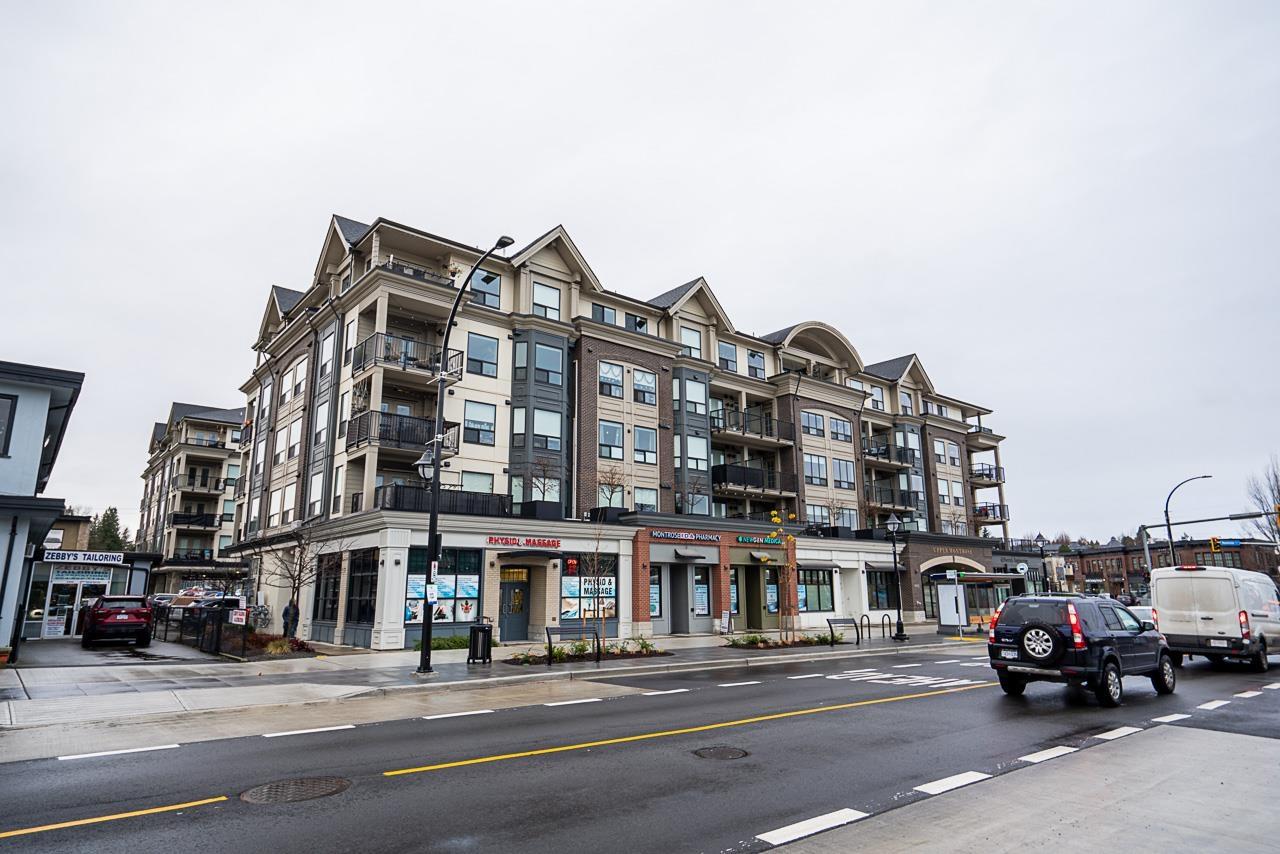 301 2493 Montrose Ave Avenue, Abbotsford, British Columbia  V2S 3T2 - Photo 1 - R3070811