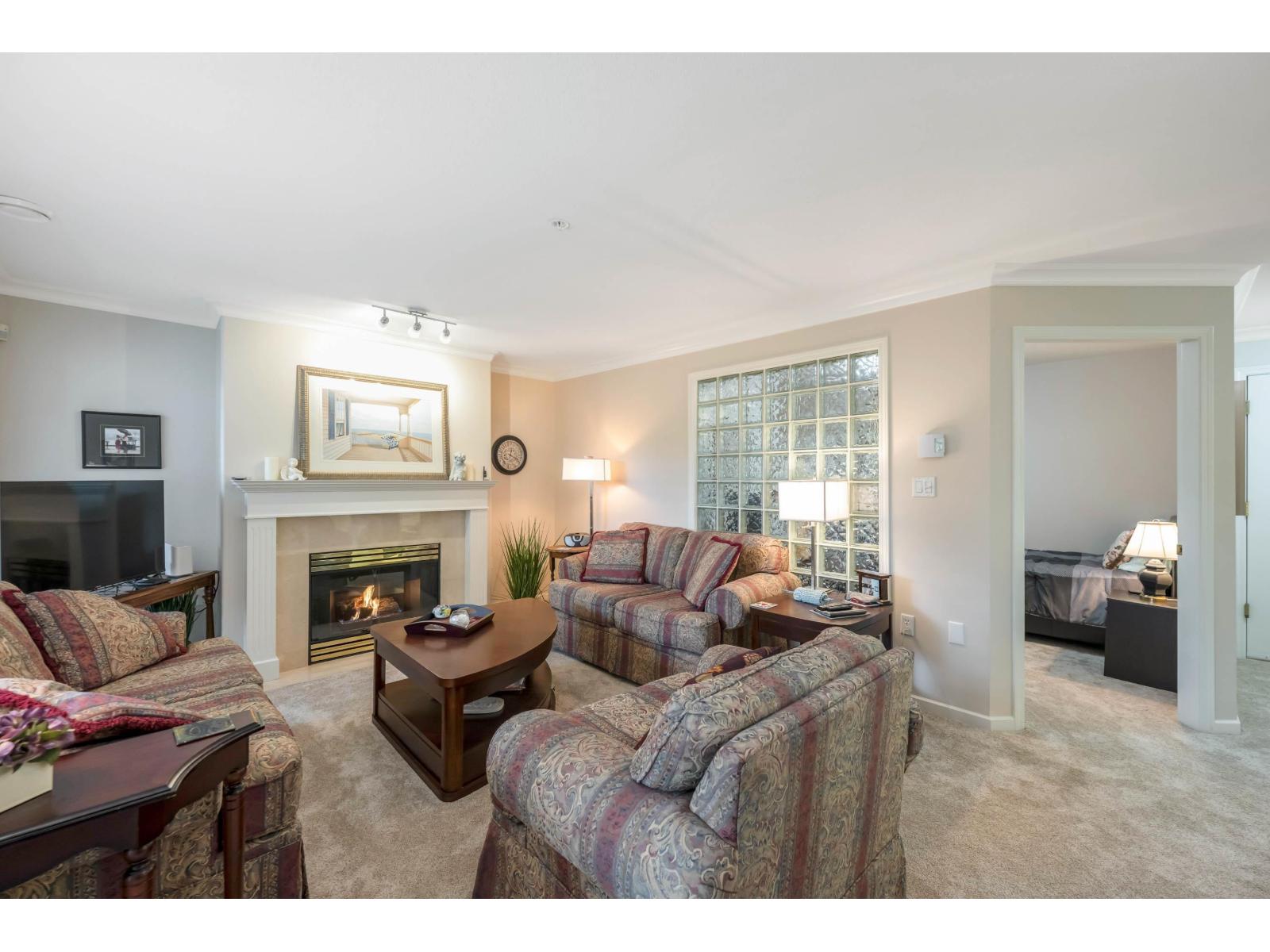 209 15350 19a Avenue, Surrey, British Columbia V4A 9W1 - Photo 6 - R3071157