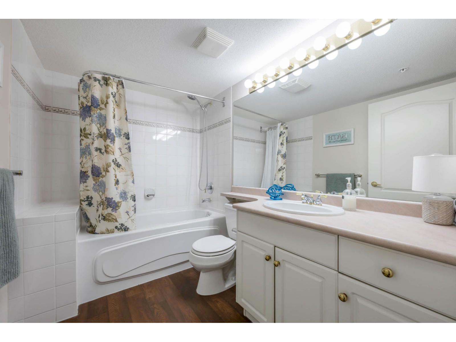 209 15350 19a Avenue, Surrey, British Columbia V4A 9W1 - Photo 19 - R3071157