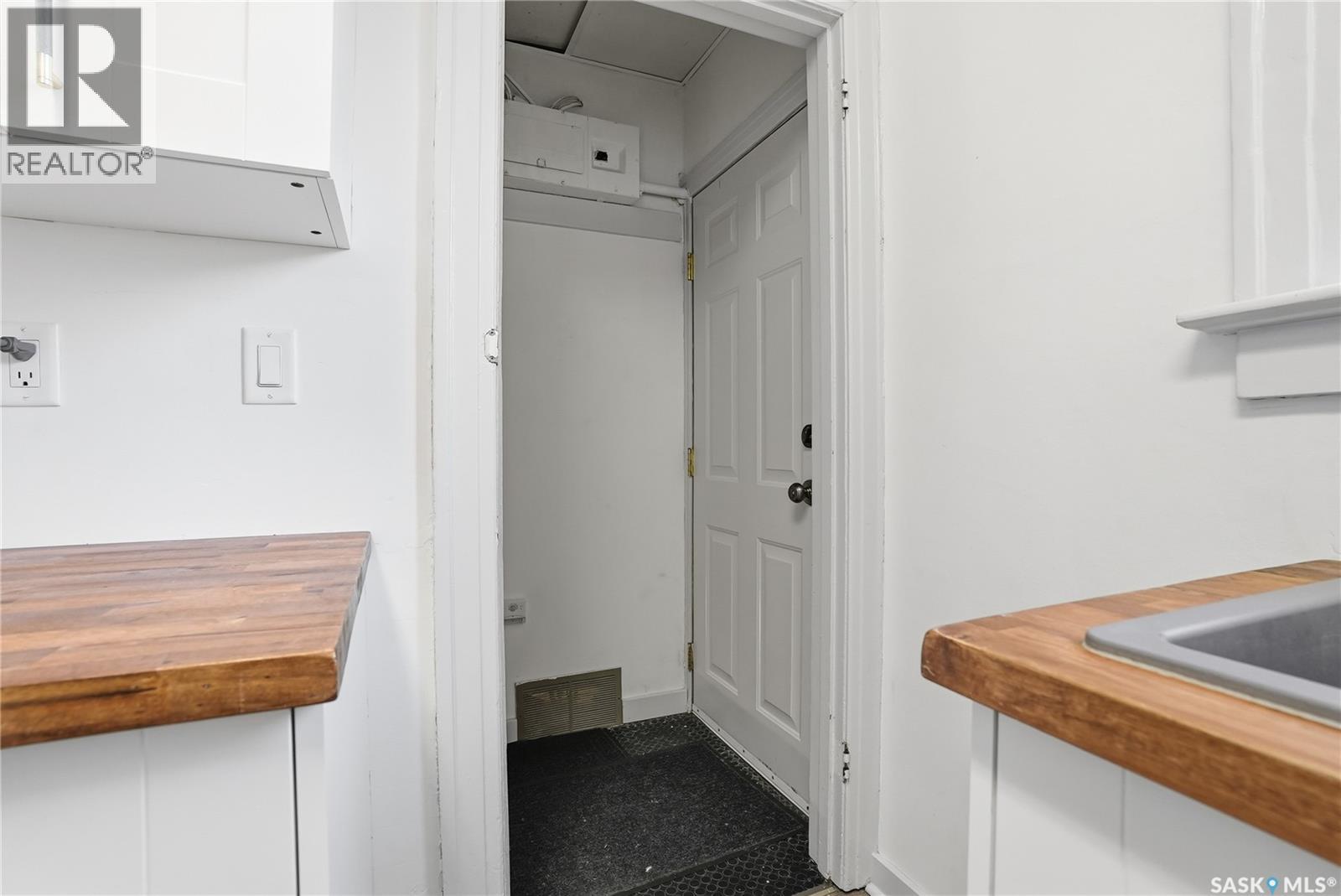 830 D Avenue N, Saskatoon, Saskatchewan  S7L 1N2 - Photo 18 - SK025037