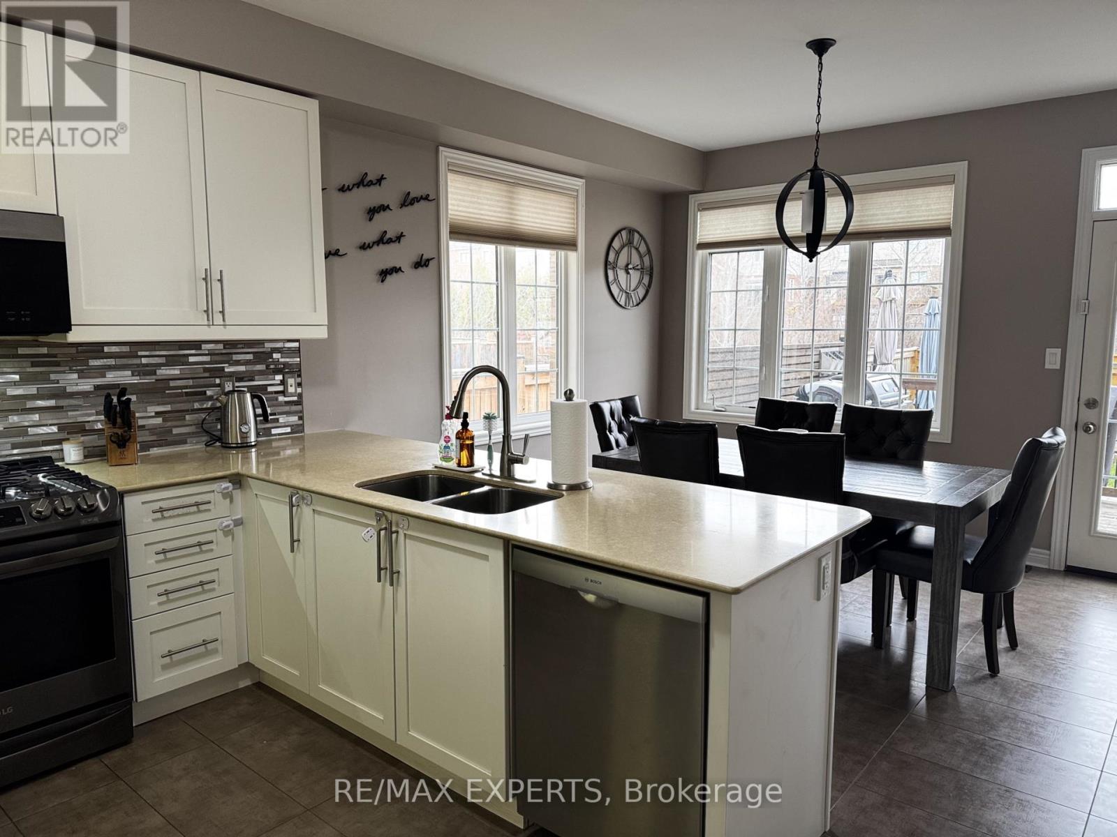 39 Mason Drive, New Tecumseth, Ontario  L9R 0M5 - Photo 21 - N12591334