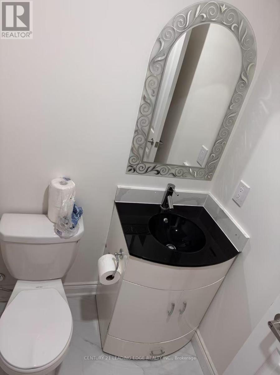 Main - 4 Burwell Crescent, Markham, Ontario  L3P 6T6 - Photo 11 - N12591422