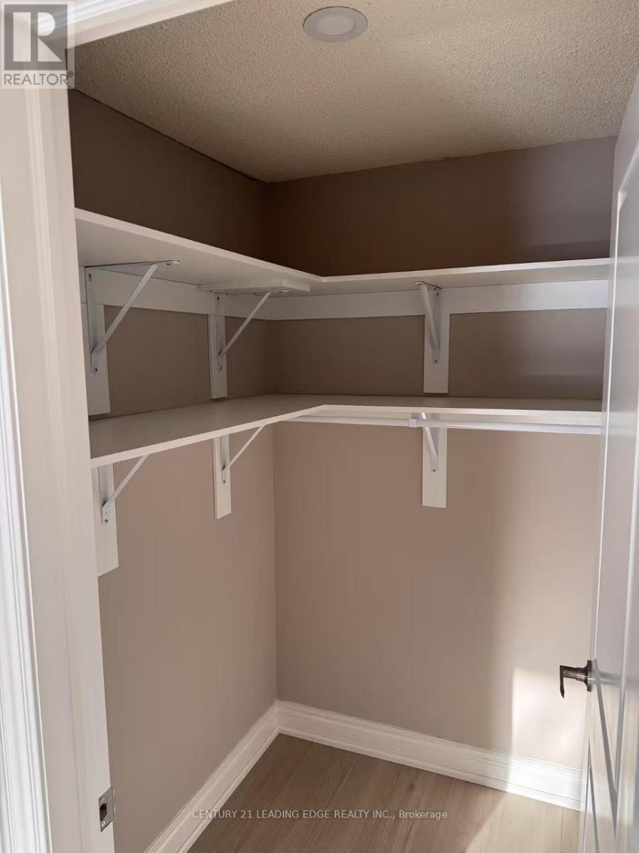 Main - 4 Burwell Crescent, Markham, Ontario  L3P 6T6 - Photo 13 - N12591422