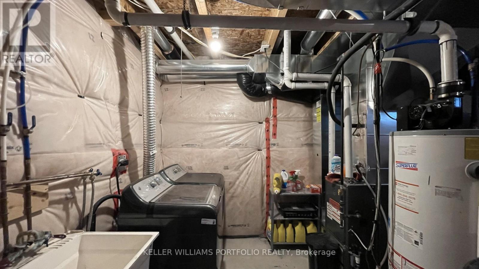 773 Miller Park Avenue, Bradford West Gwillimbury, Ontario  L3Z 0L8 - Photo 16 - N12591442