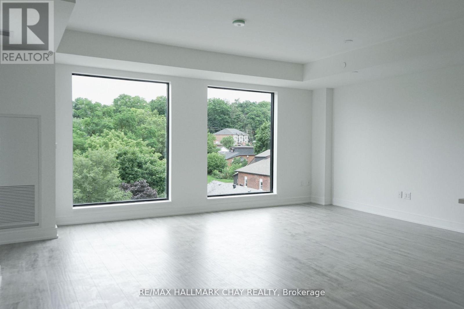 515 - 185 Dunlop Street, Barrie (City Centre), Ontario  L4M 1B2 - Photo 10 - S12591454