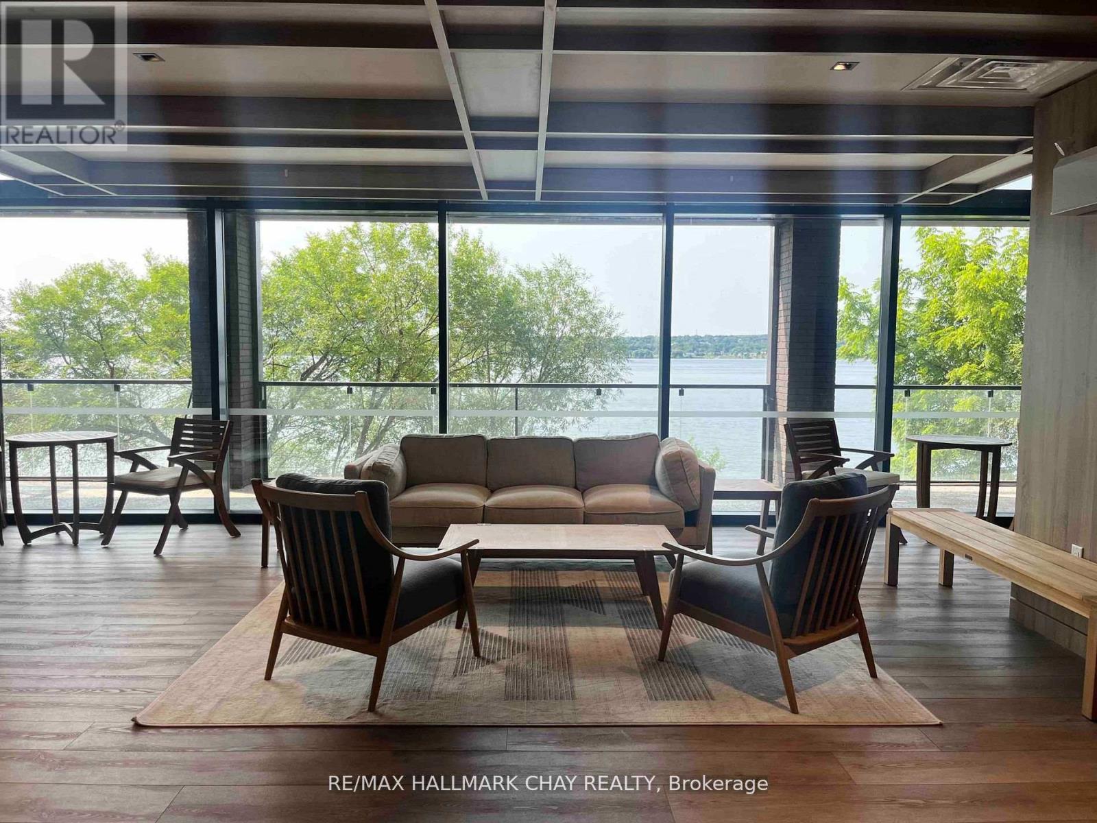 515 - 185 Dunlop Street, Barrie (City Centre), Ontario  L4M 1B2 - Photo 3 - S12591454