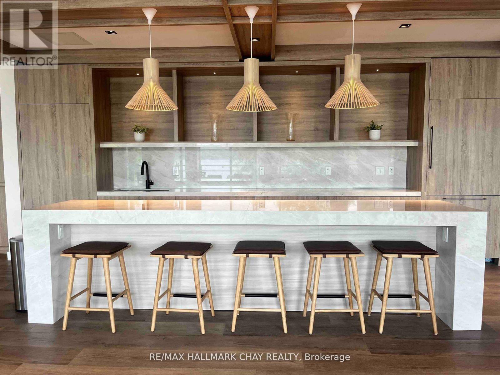 515 - 185 Dunlop Street, Barrie (City Centre), Ontario  L4M 1B2 - Photo 5 - S12591454