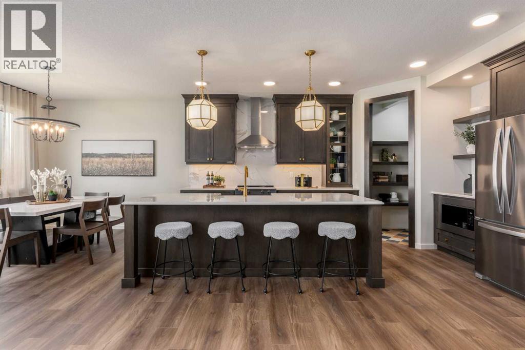 53 Royston Grove Nw, Calgary, Alberta  T3L 0M3 - Photo 1 - A2271683