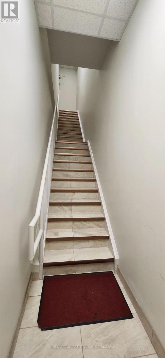 106 - 1065 Canadian Place, Mississauga, Ontario  L4W 1J9 - Photo 17 - W12591336