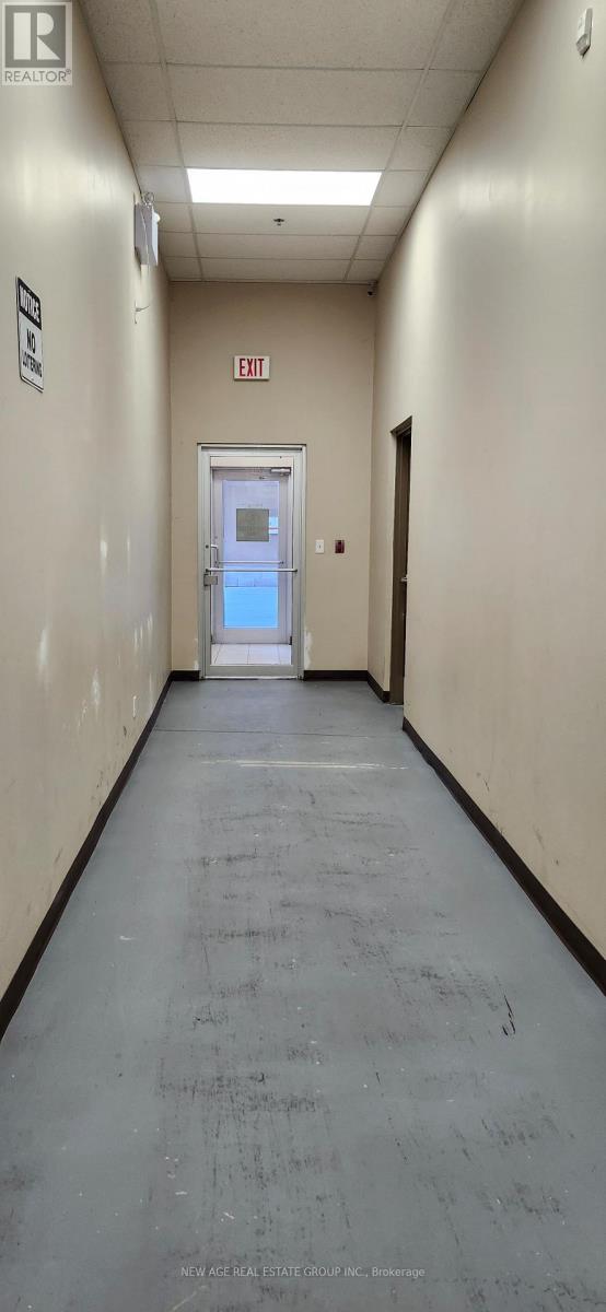 106 - 1065 Canadian Place, Mississauga, Ontario  L4W 1J9 - Photo 19 - W12591336