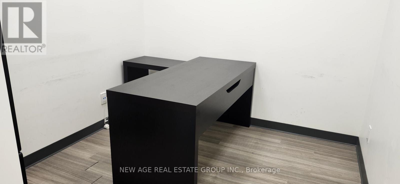 106 - 1065 Canadian Place, Mississauga, Ontario  L4W 1J9 - Photo 21 - W12591336